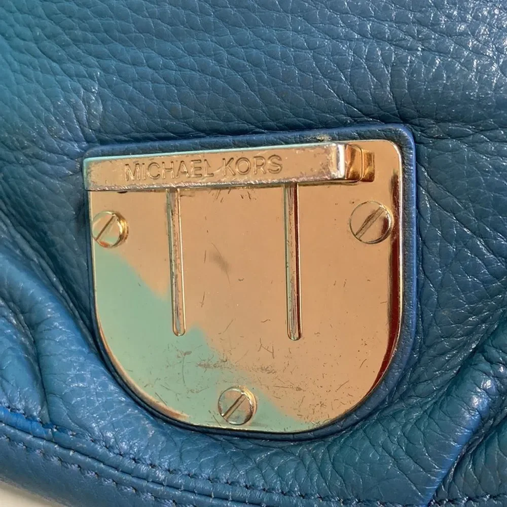 Michael Kors Blue Leather Small Crossbody Bag 6' X 8